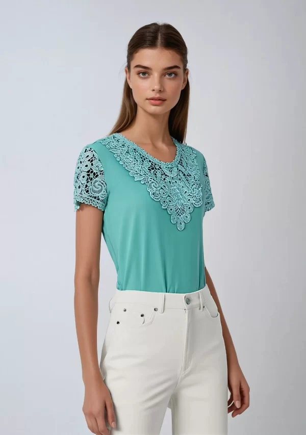 Μπλούζα με Κέντημα