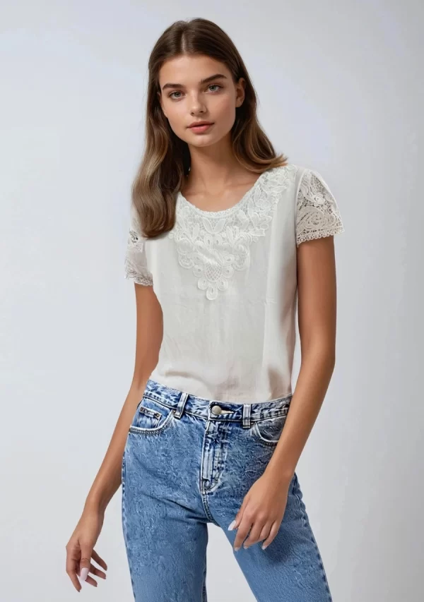 Μπλούζα με Κέντημα Άσπρο
